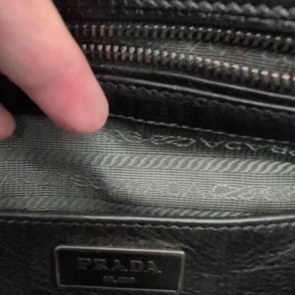 PRADA GALLERIA TWO WAY TOTE/CROSSBODY BLACK SILVER GUNMETAL HARDWARE EUC - Picture 8 of 12